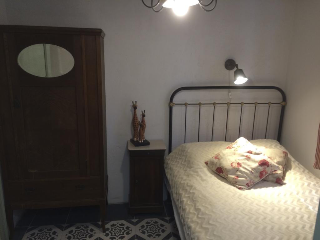 Chez Les Amis Hotel Saint-Nazaire-de-Ladarez Ngoại thất bức ảnh